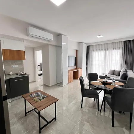 Riverside Life Apartament