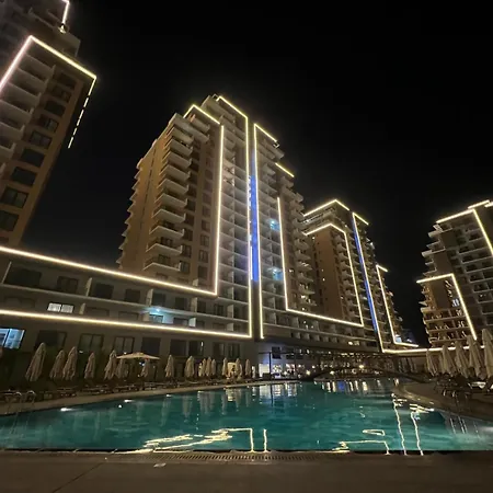 Riverside Life شقة Trikomo