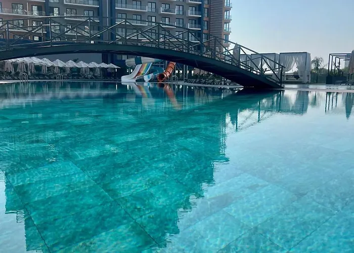 Апартаменты Riverside Life Trikomo